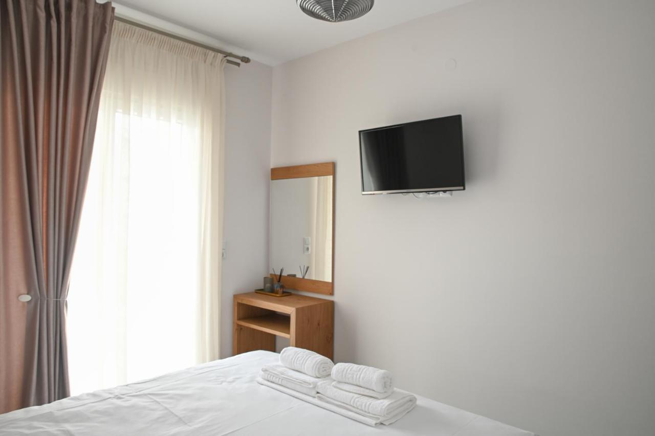 Faidra Apartments Néa Péramos 外观 照片