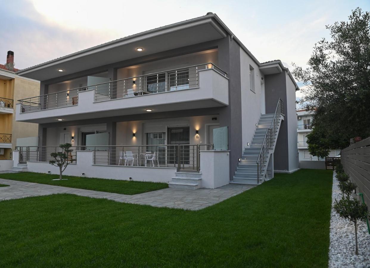 Faidra Apartments Néa Péramos 外观 照片