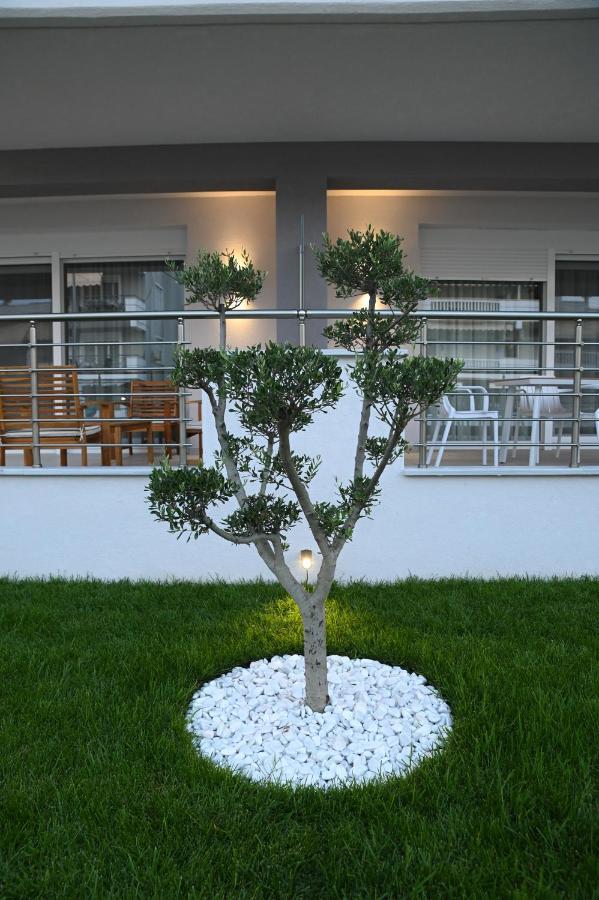 Faidra Apartments Néa Péramos 外观 照片