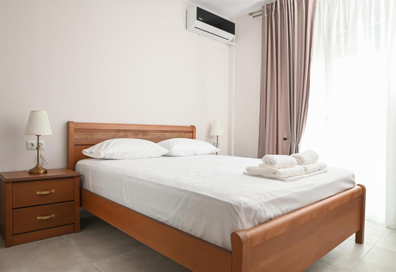 Faidra Apartments Néa Péramos 外观 照片