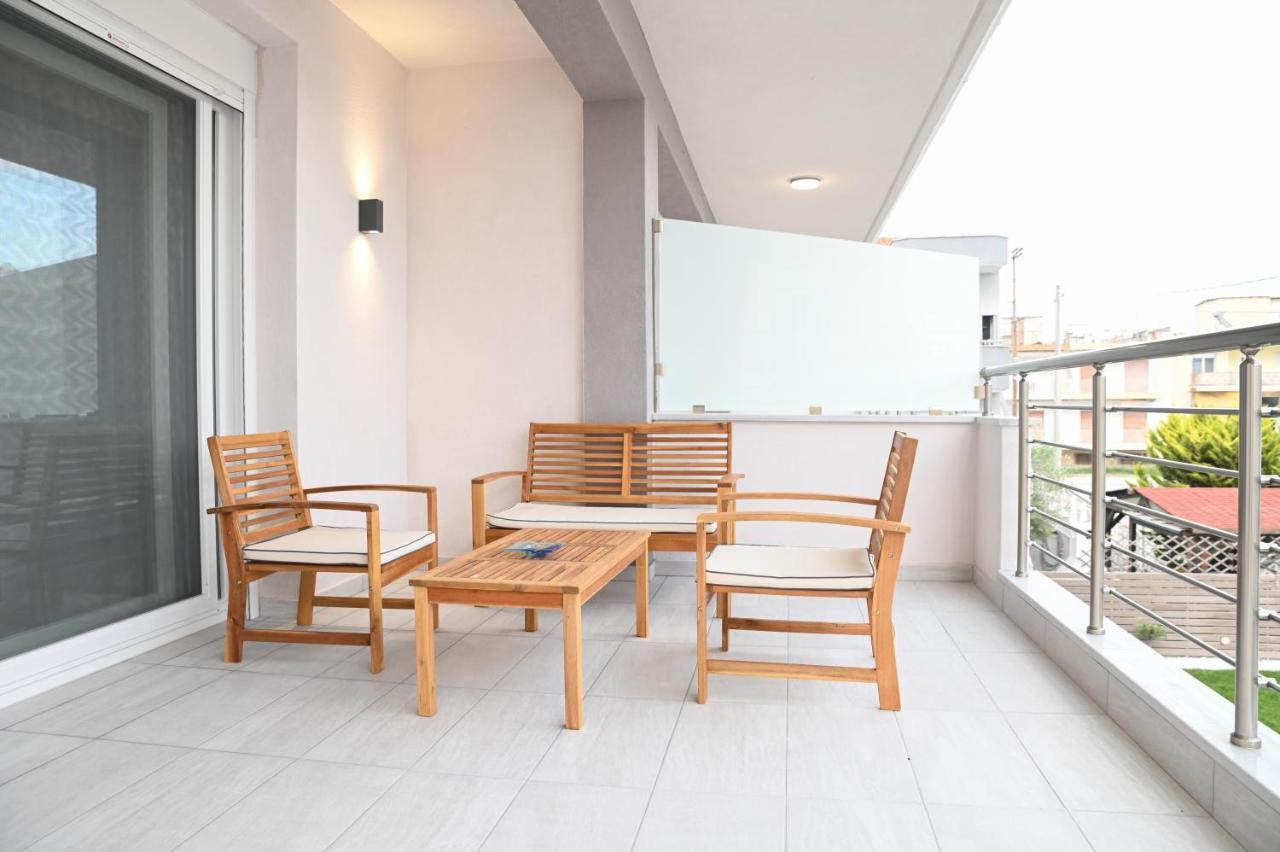 Faidra Apartments Néa Péramos 外观 照片