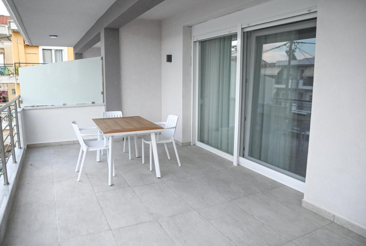 Faidra Apartments Néa Péramos 外观 照片