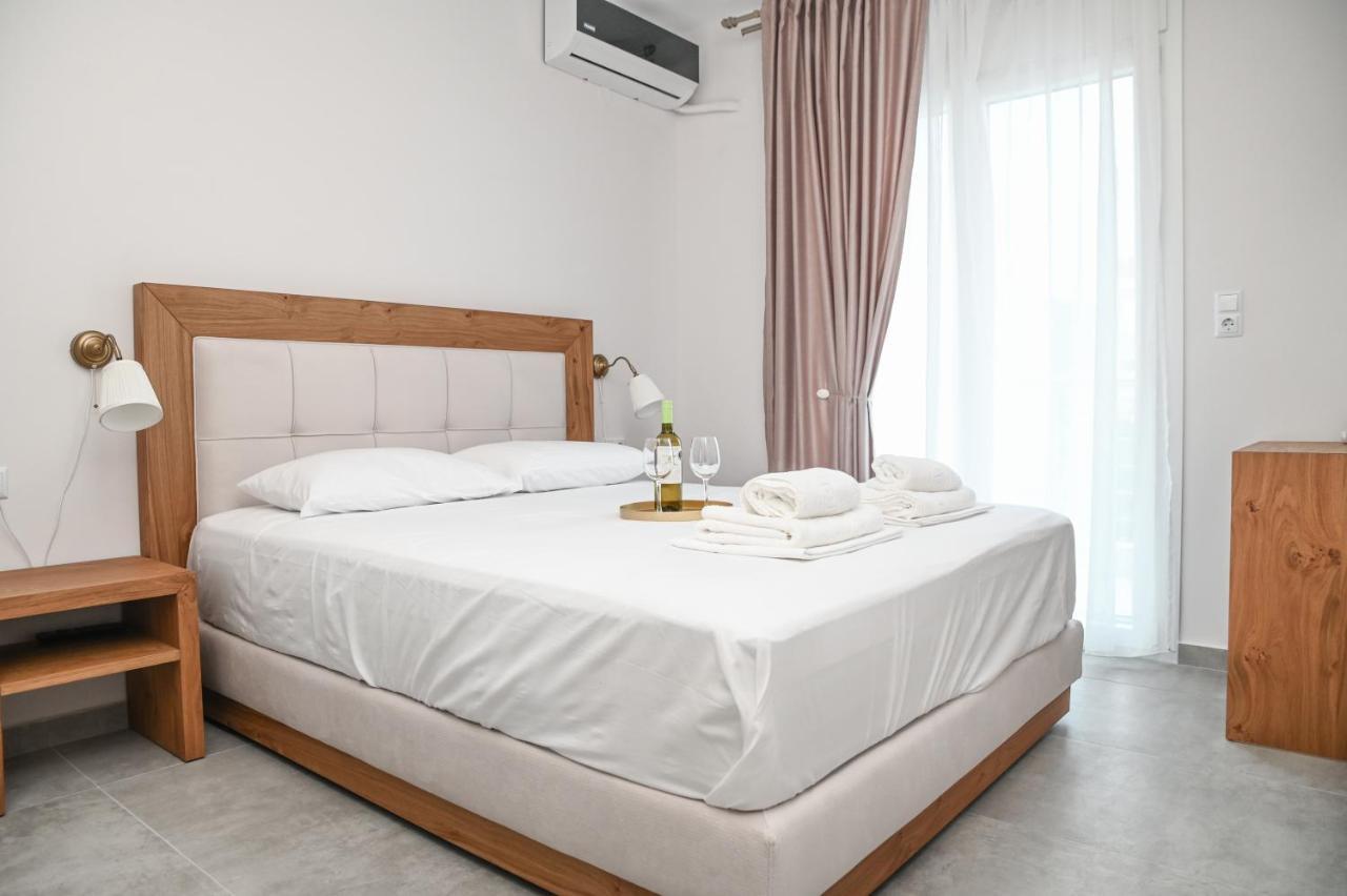 Faidra Apartments Néa Péramos 外观 照片