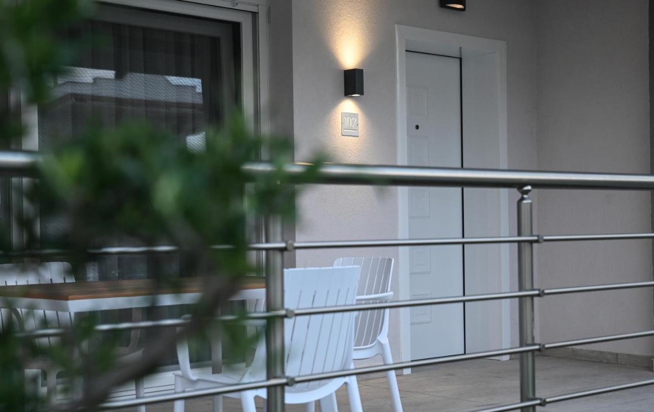 Faidra Apartments Néa Péramos 外观 照片
